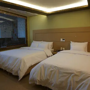 w-shinjeju.jejukoreahotels.com/