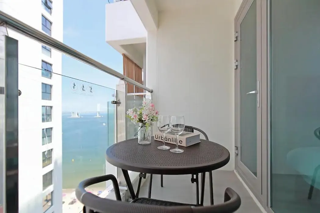 Hotel Elmomento Gwangan Busan 0*,  Südkorea