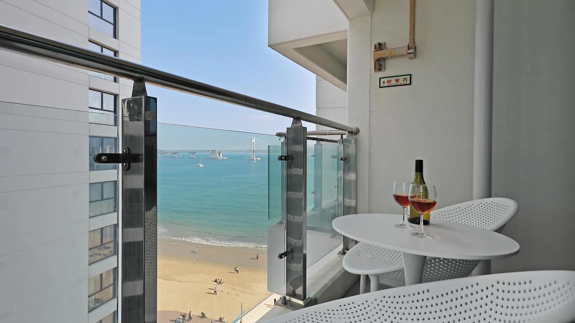 Hotel Elmomento Gwangan Busan 0*,  Südkorea